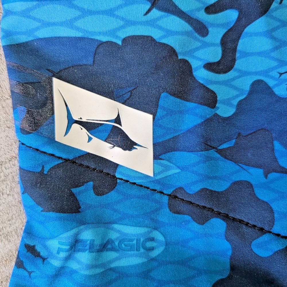 Pelagic 4 Tek Board Shorts Men's 38 Blue Fish Camouflage Performance Zip Pocket - Picture 7 of 8
